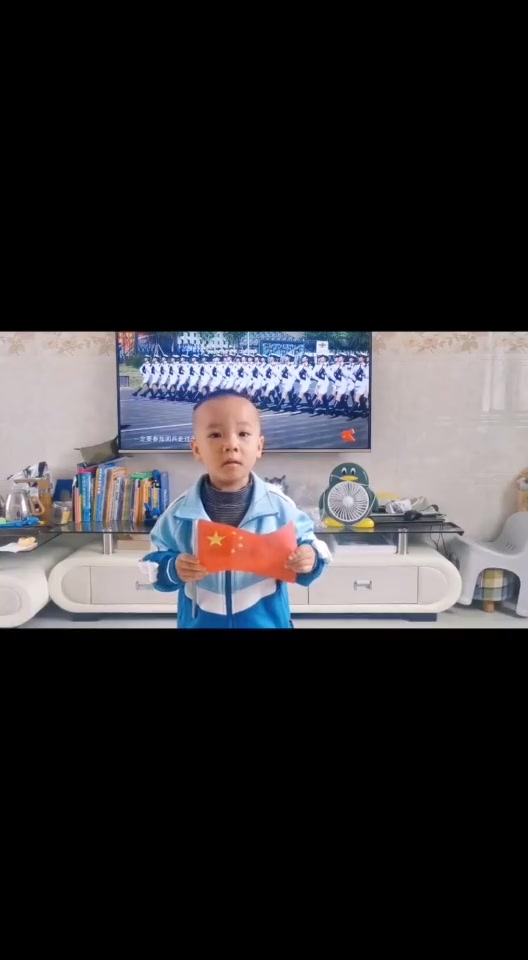 小五班 国庆节视频