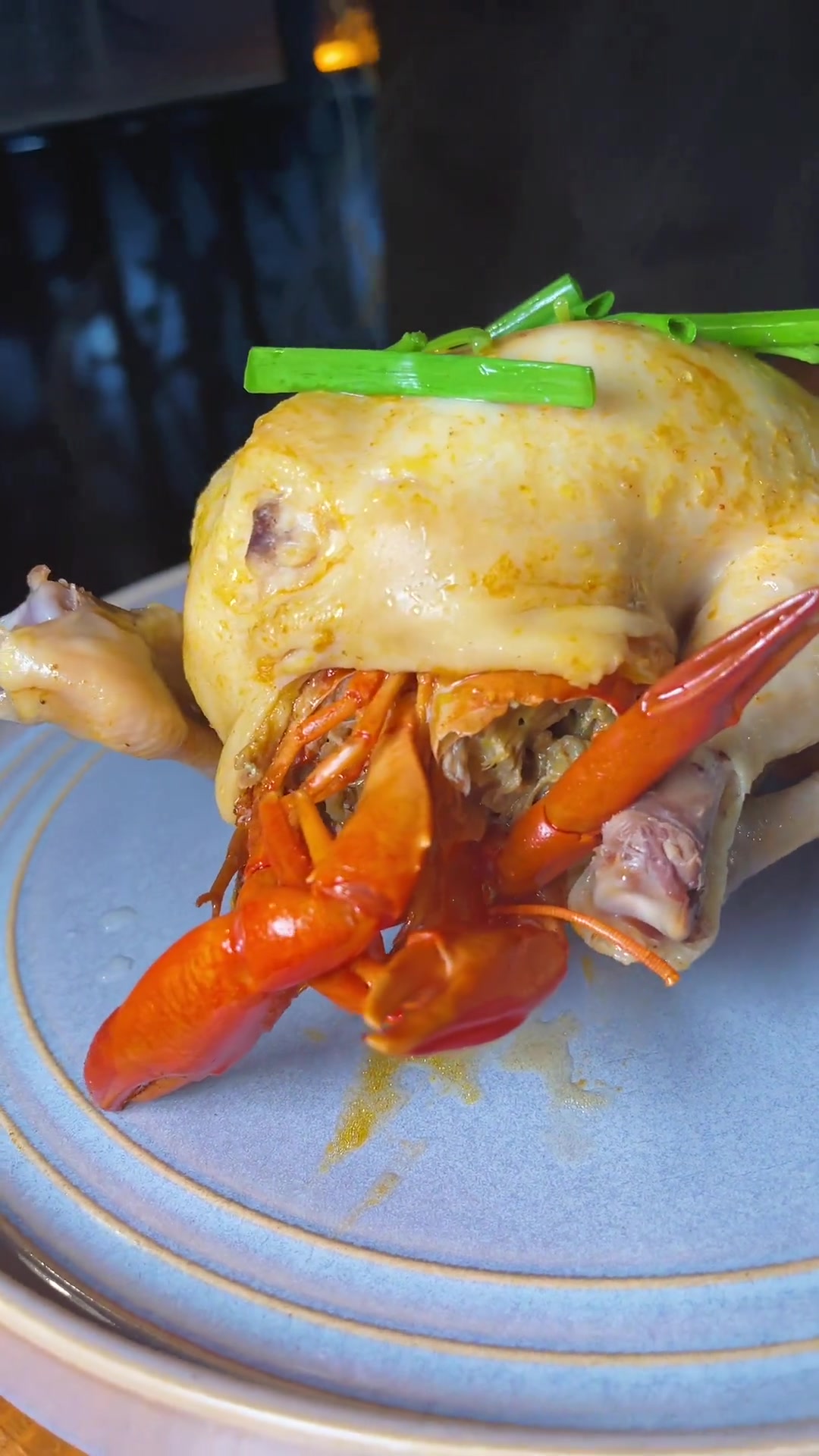 龙虾的做法 鸡的100种做法 江门美食 寻钳记蓝龙虾焖鸡 寻找美食