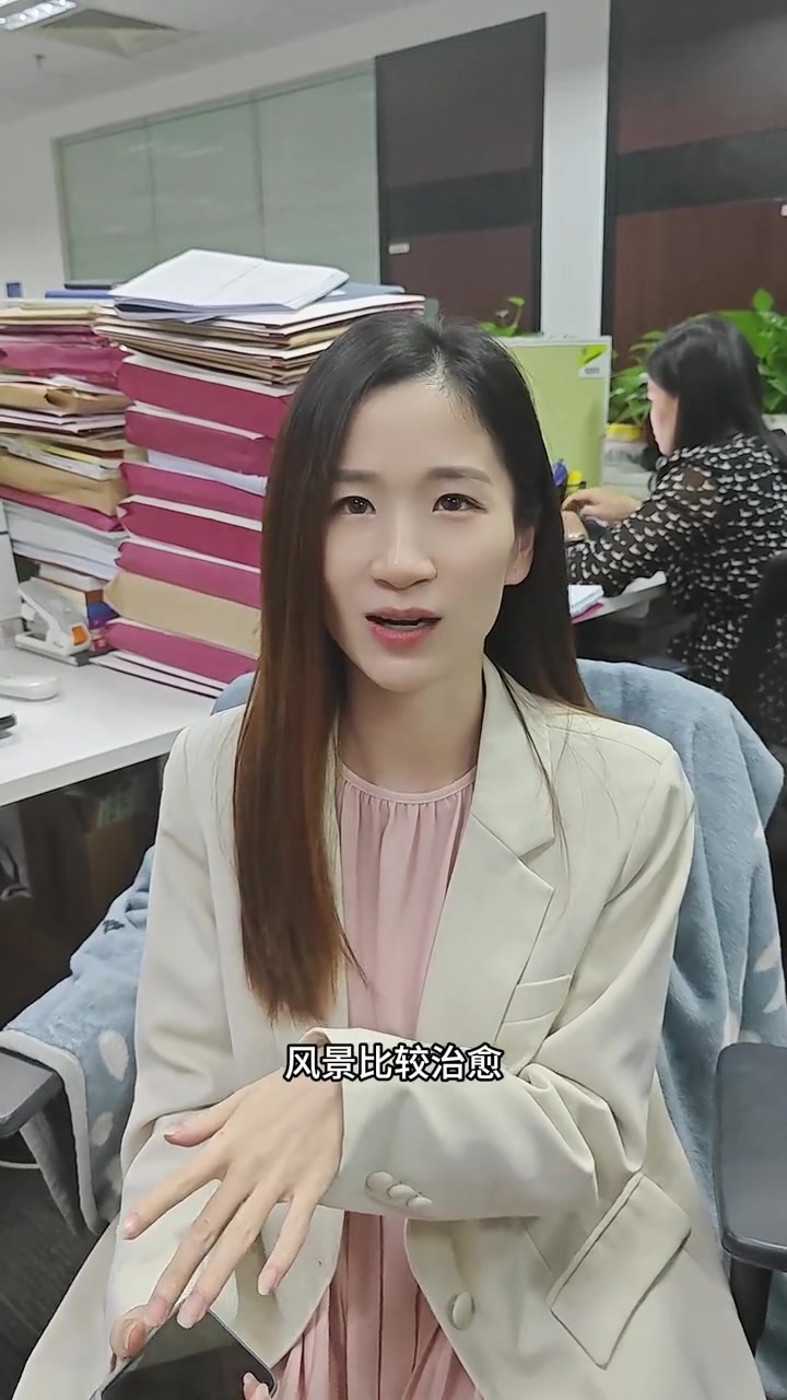 你的朋友圈都用什么做封面?评论区留下你的封面图片 律师的真实日常 华商律师 华商律师事务所