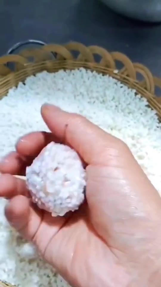 珍珠肉圆,象征团团圆圆