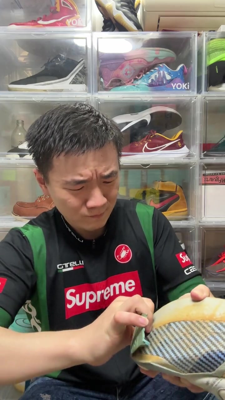 手撕2006年的科比鞋 科比 篮球鞋 拆鞋