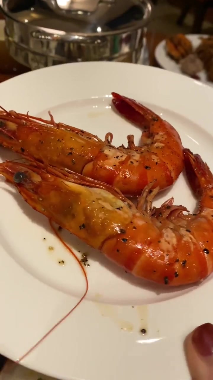 黄岛位于海边的五星级酒店金沙滩希尔顿也放大招了!入住两天一晚外加双早双晚1288,国庆可用