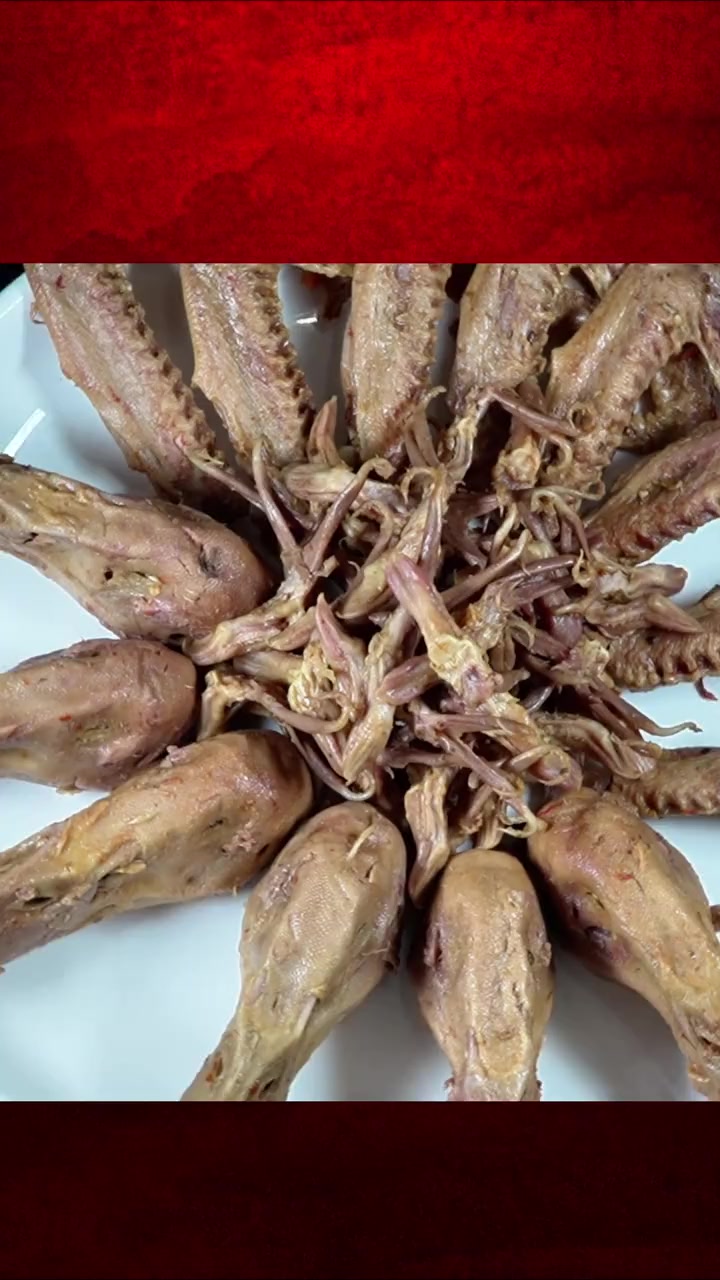 「来襄必点菜」干锅鸭三宝 麻辣焦香的鸭头、鸭翅、鸭舌,今天你吃了吗?来襄必点菜 双节 吃货