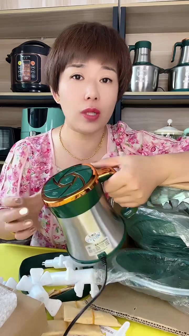 新升级大容量绞肉机,5升304不锈钢的盆,1-10口人适用,七档可调速,绞肉绞菜绞水果,和