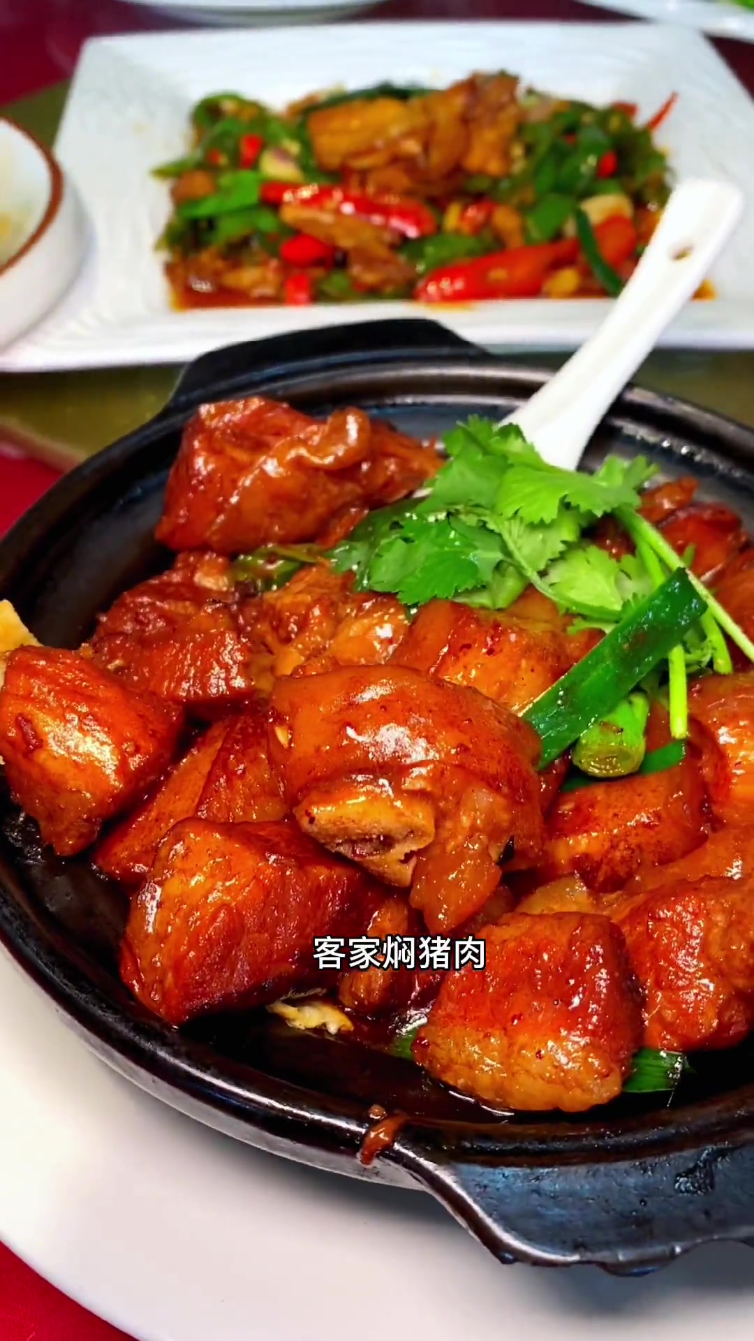 在龙岗平湖吃上这么一桌客家菜只要99,份量很足4个人完全够吃,快艾特你喜欢请客的朋友一起来