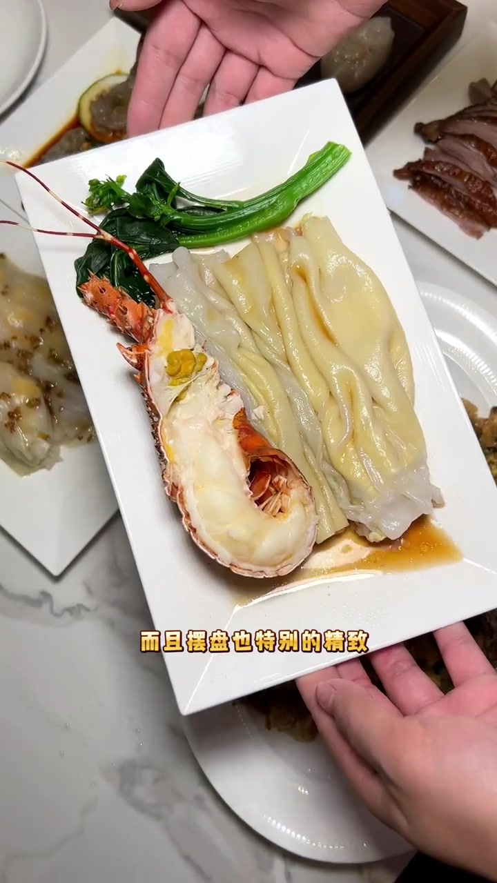 潮州西湖旁又开了一家挺不错的潮菜馆~这里面也是汇集了很多潮州的特色小吃美食!地方特色美食 