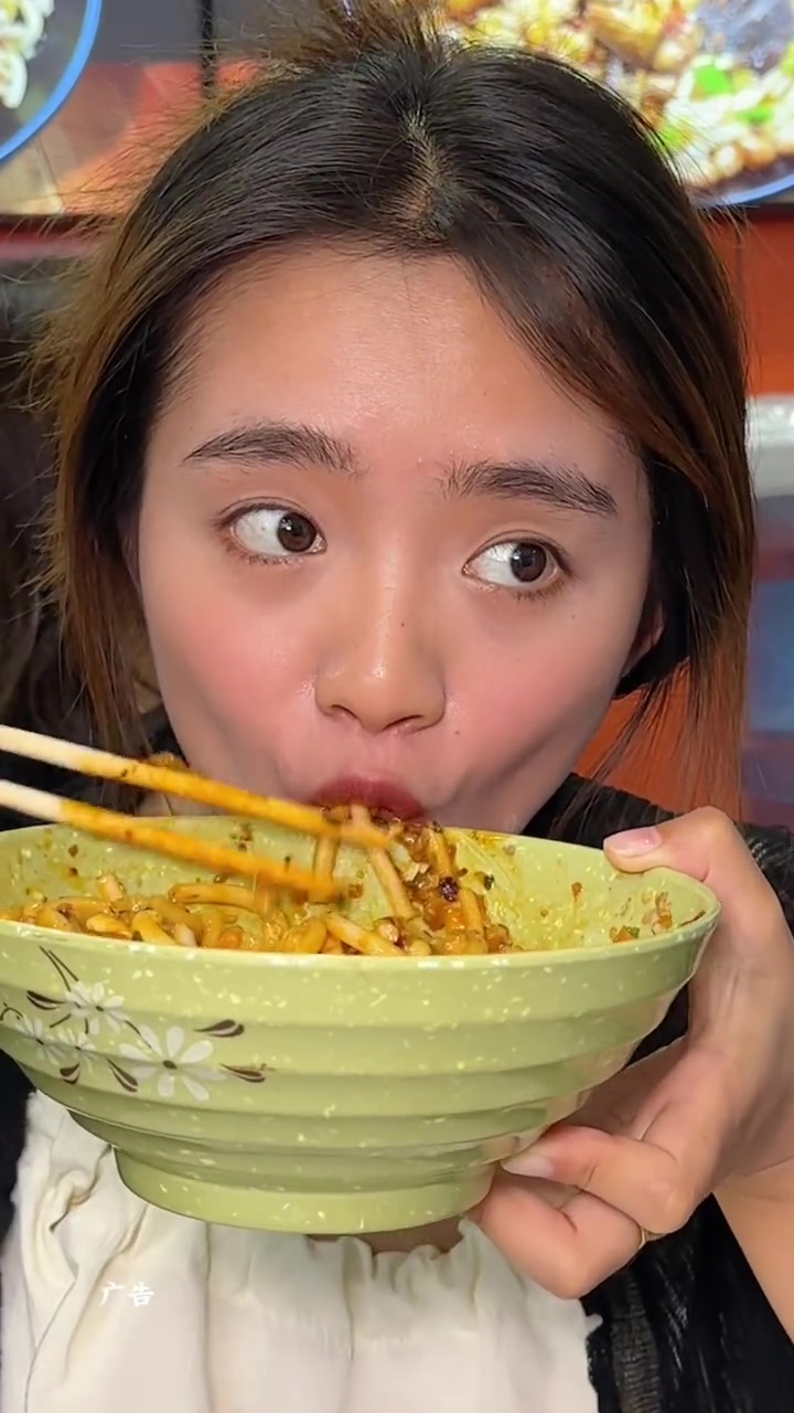 在贵阳的早餐怎么能少的了酸粉呢!贵阳美食 贵阳早餐 贵阳 贵州特色美食 戒不掉的贵州味道