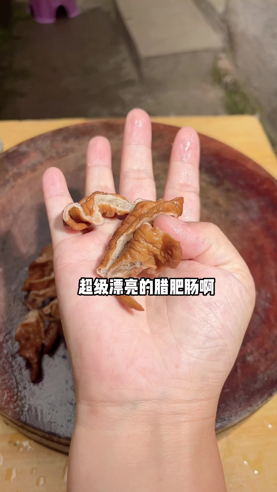 酸萝卜炒腊肥肠,湖南有名家乡菜,巨好吃!
