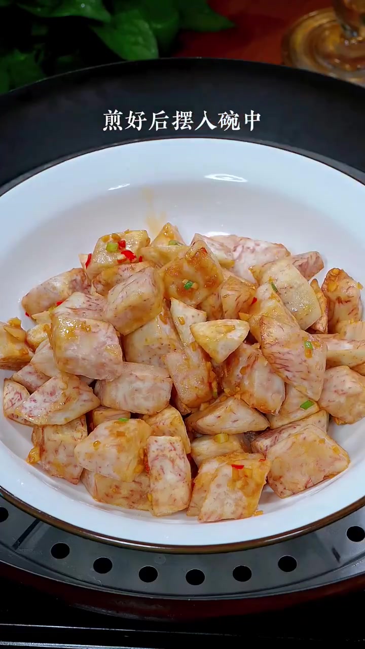 百吃不厌的香芋蒸排骨,看一遍你也能学会,自己在家做大人小孩都爱吃!美味辽宁等您来 网红打卡