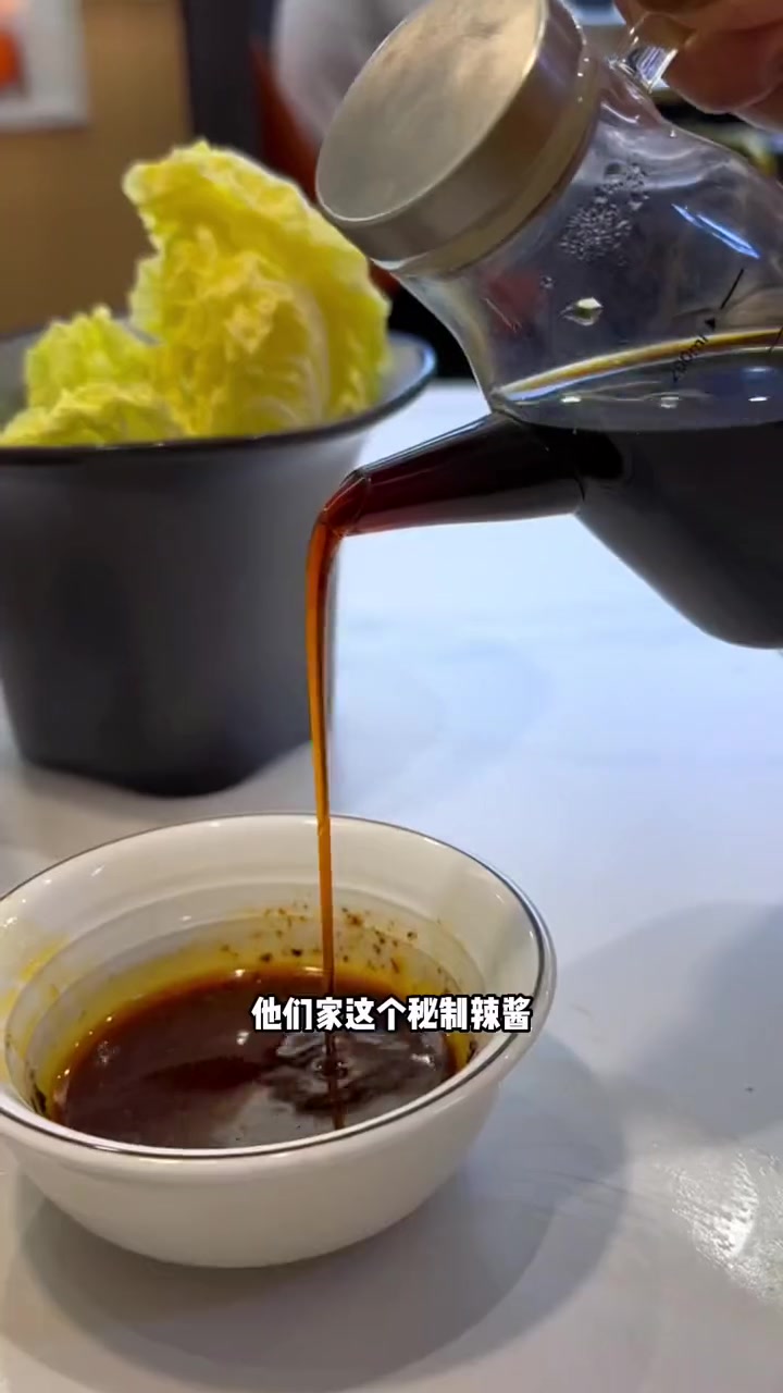 天气转凉了,来上一碗原汁原味的鸡汤!真的很不错!天儿冷吃点啥 同城美食 鸡煲 活杀鸡 南浔