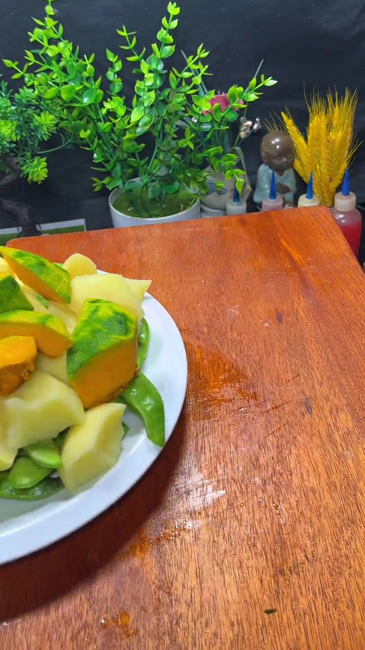 油豆角炖南瓜土豆这样做!这一口为国庆假期画上句号 油豆角 土豆的神仙吃法 南瓜的创意吃法