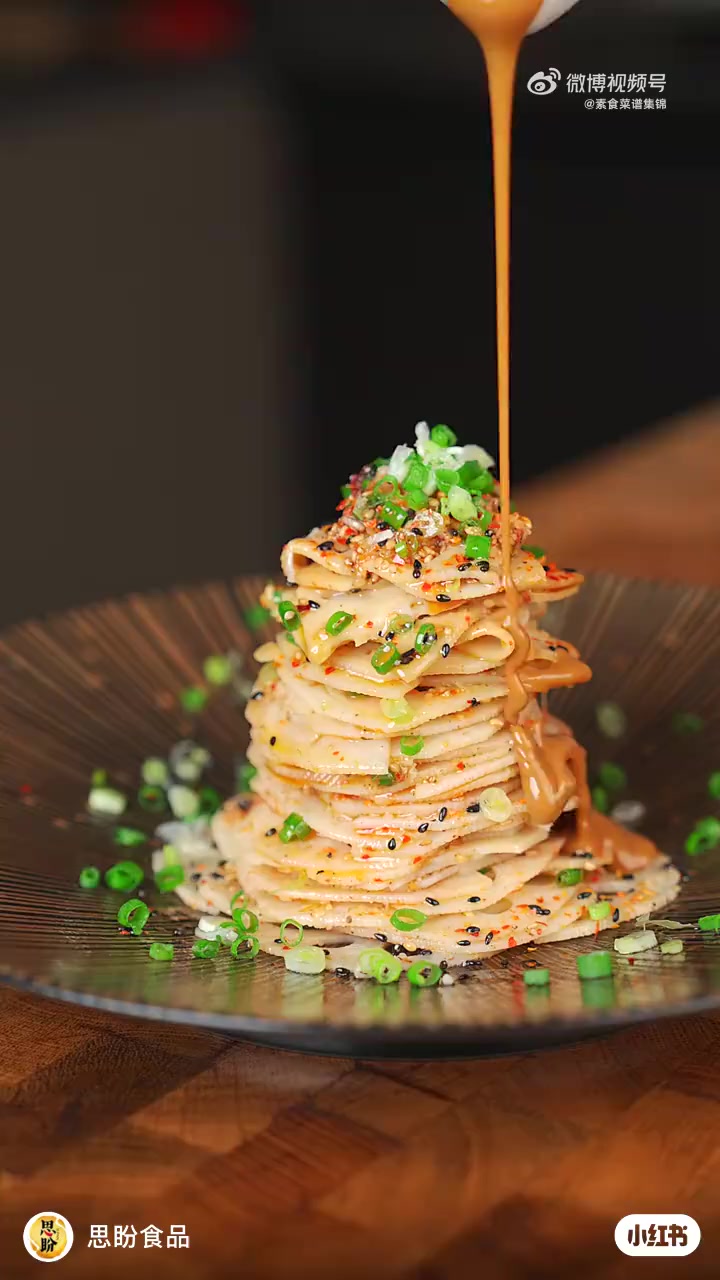 晚饭加个菜 凉拌菜 家常菜「麻酱藕片」简单家常,味香脆爽。(作者:思盼食品)