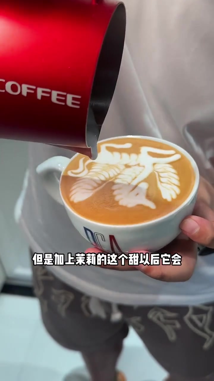 藏在巷子里的英式咖啡厅你们还不快冲!住进风景里 下午茶 旅行推荐官 咖啡店拍照 生活方式