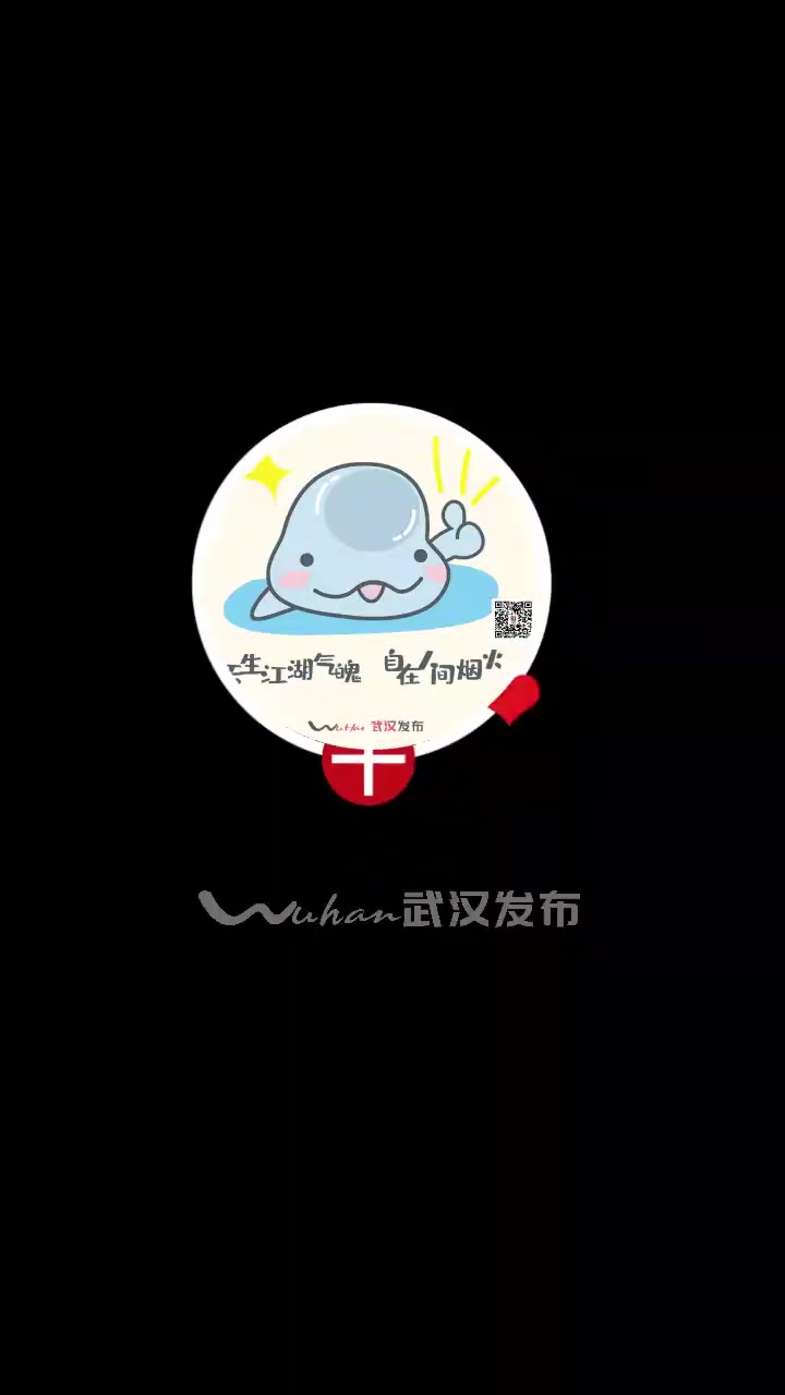 「震撼!蒸汽火车伴着漫天星火驶过」近日,新疆哈密三道岭,网友在冷风中等了近两小时,拍到蒸汽