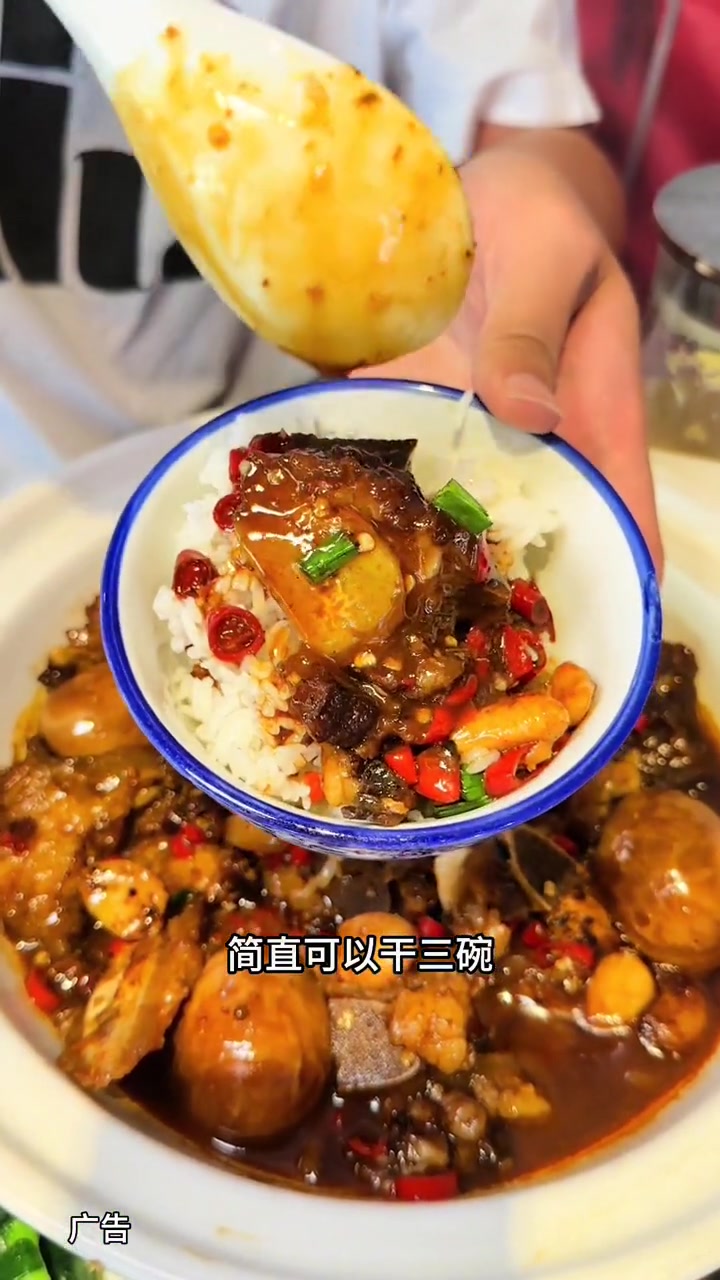 吃经典赣菜就来藜蒿腊肉,69元特色双人餐等你来尝鲜,4店通用超值优惠!藜蒿腊肉 优惠活动 