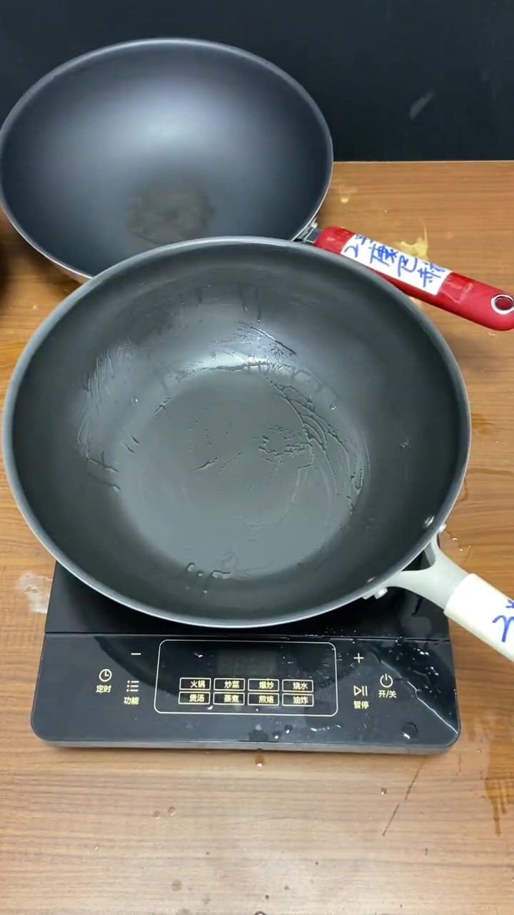 无涂层不粘锅 炒锅不粘锅 家用炒锅推荐 炒锅热卖榜第一名 不粘锅 0涂层钛硅合金不粘锅选哪