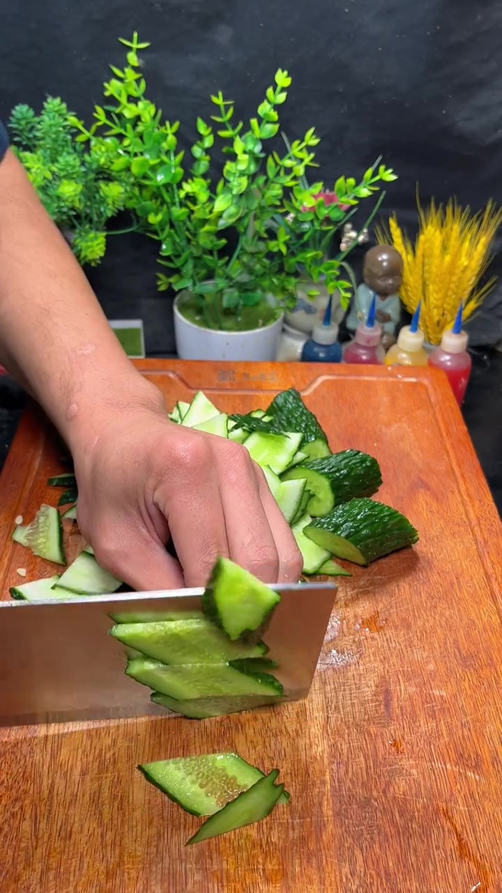 瓜片炒鸡蛋这样做!秋天就要大口吃肉 瓜片炒鸡蛋 鸡蛋的神仙吃法 下饭菜