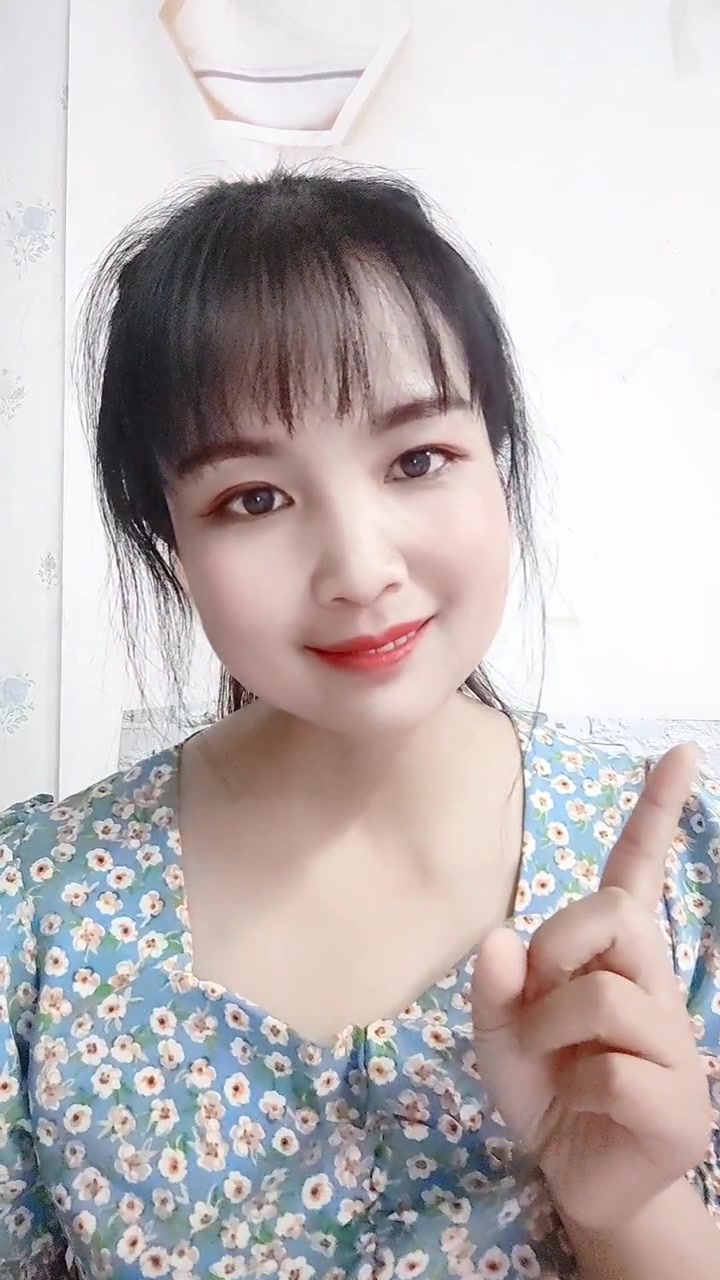 中秋一起耍花胶 官栈花胶 今年中秋给家人准备好吃又有营养的花胶鸡和花胶月饼 足够有面儿