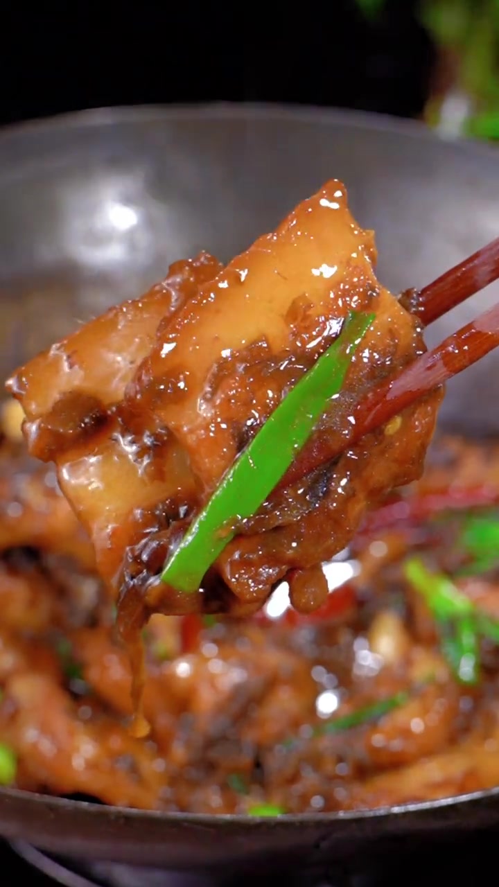 梅菜蒸五花肉 美食教程 梅干菜烧五花肉做法