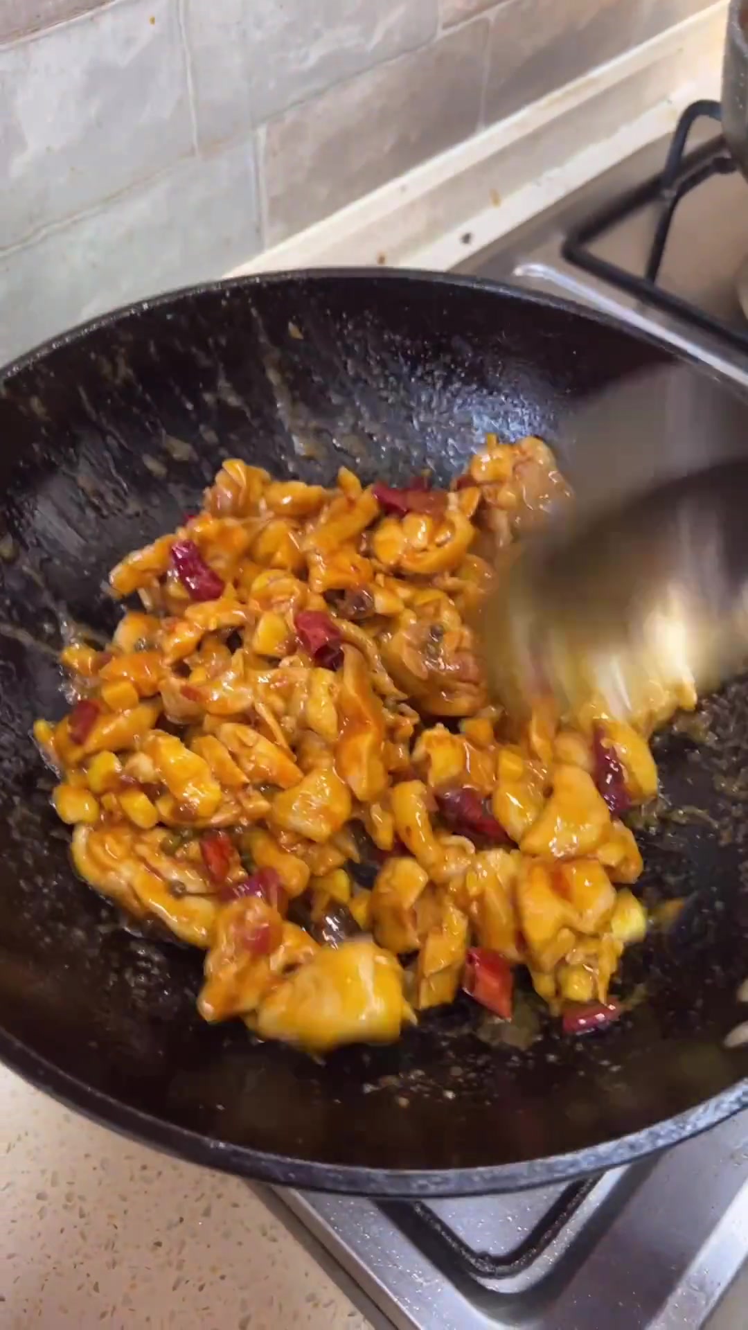 冬天吃什么家常菜 鸡腿别总炖着吃换种做法更适合这个冬天