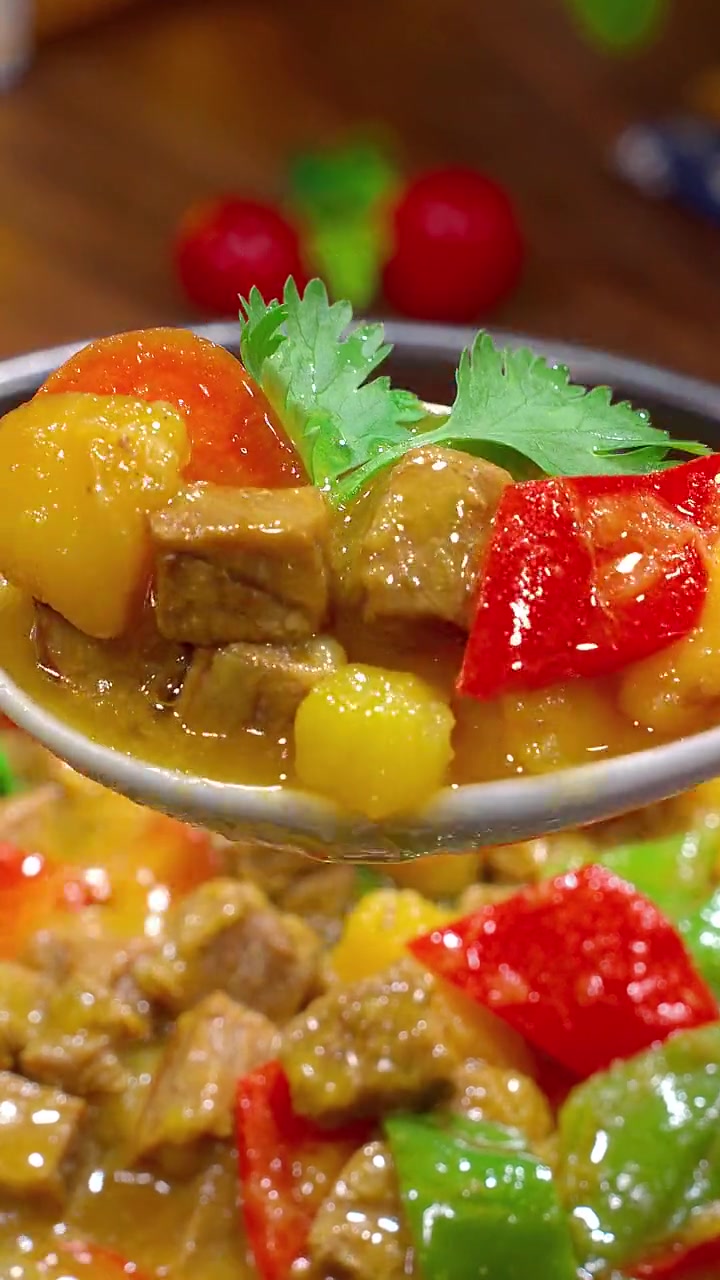 我儿子点名要吃 咖喱牛肉,勤快的妈妈这就安排上,咖喱配土豆牛肉太好吃了 咖喱饭 咖喱土豆牛