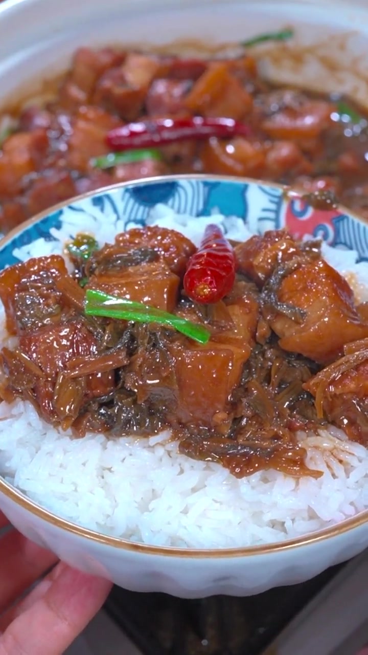 超级下饭菜梅干菜五花肉 梅干菜烧五花肉做法