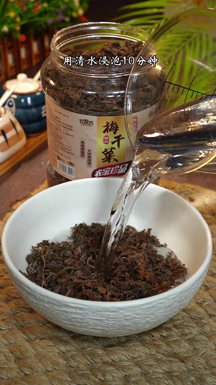 在广东简简单单的一道梅菜蒸肉饼,是最受欢迎最多人爱吃的一道下饭菜 梅菜蒸肉饼 家常菜 美食