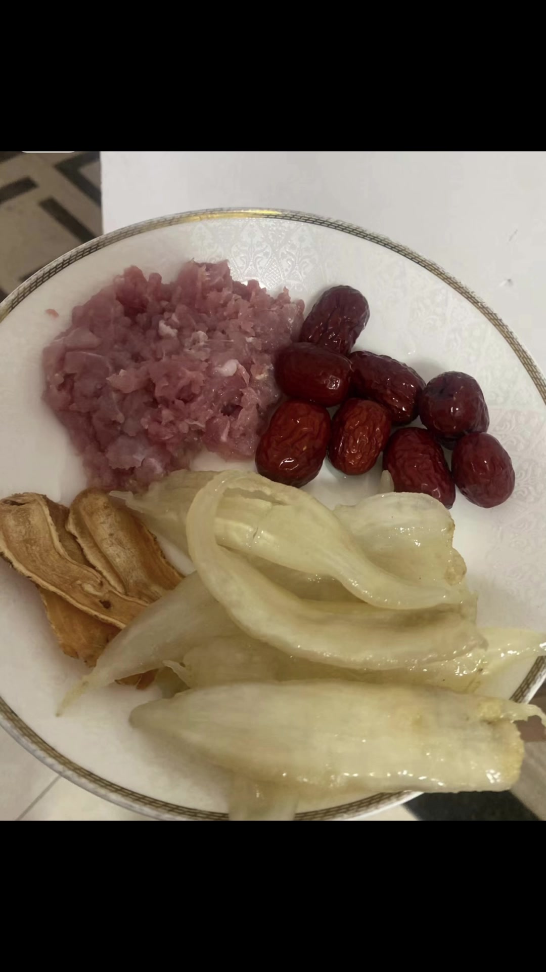 小朋友汤来了～做法超级简单又经济实惠的小金龙鱼胶