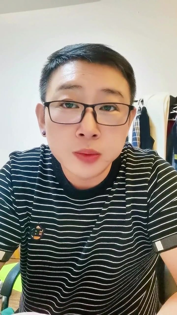 猫眼睛红肿封眼细菌性疱疹性结膜炎很好治,窝喵滴眼液一招制敌 萌宠好物 养猫好物 新手养猫 