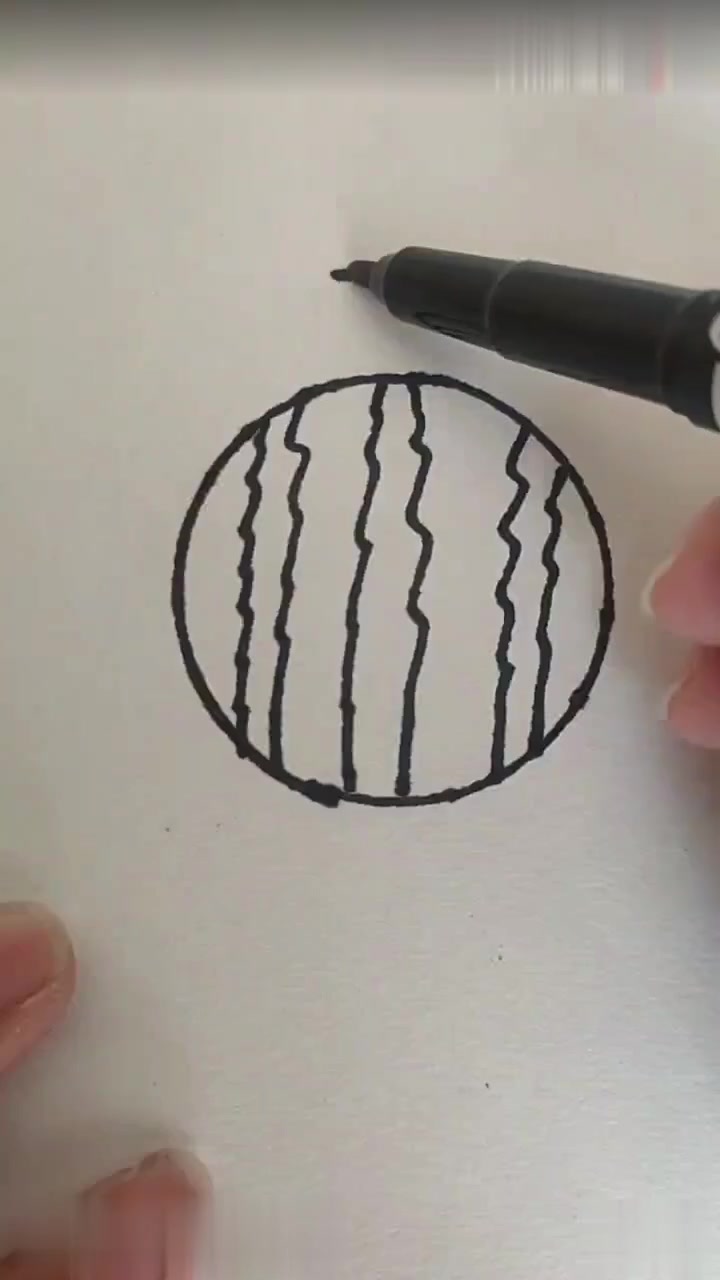 一起来画又大又圆的西瓜!简笔画!