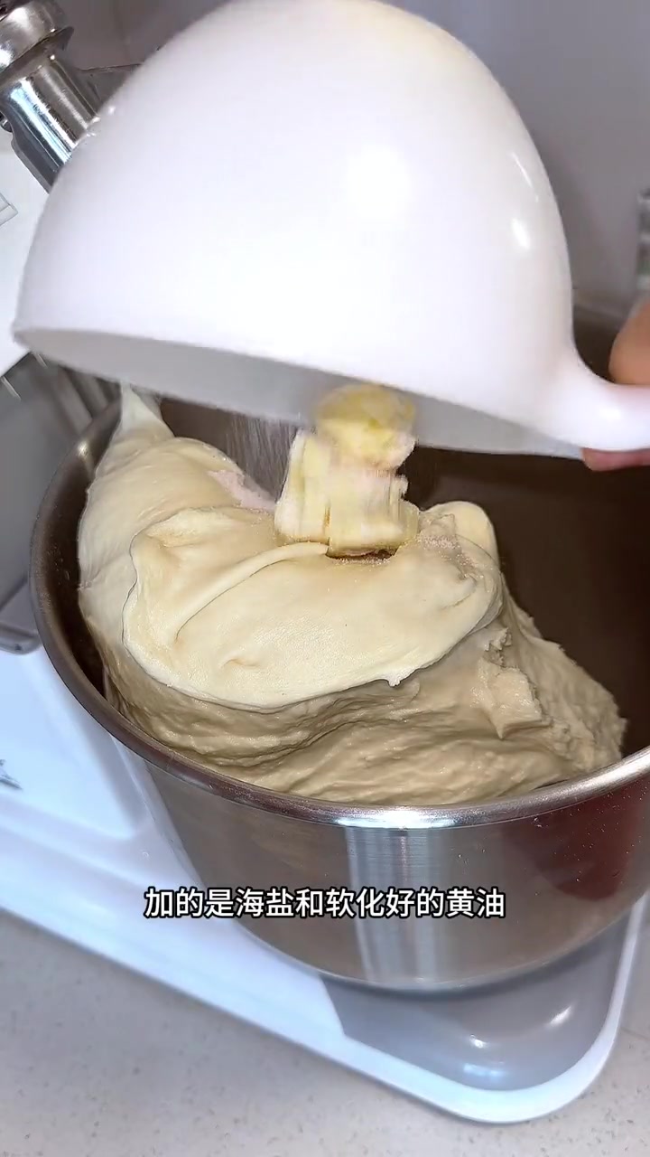 创作灵感 今天孩子生病也没时间去医院,直到下午五点做完所有的面包和蛋糕,挂急诊去医院,亲们
