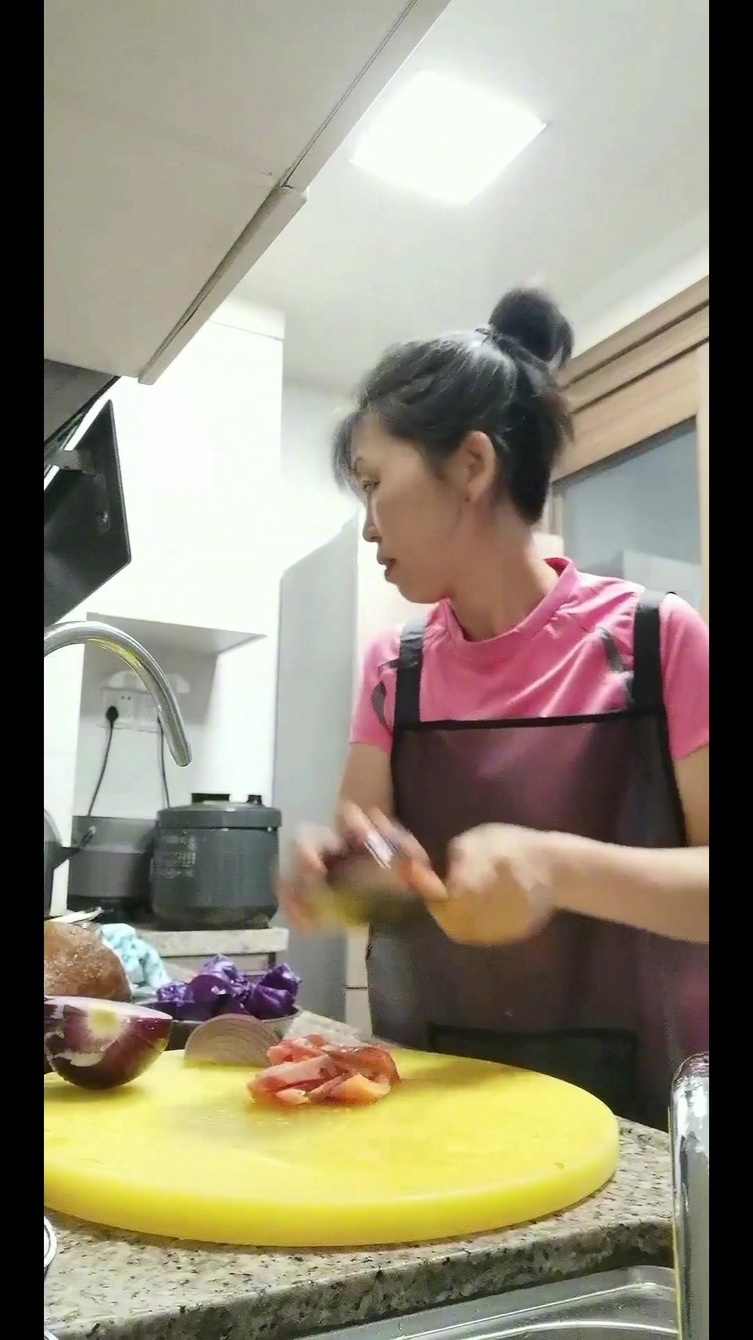 清肠排毒蔬菜汤。