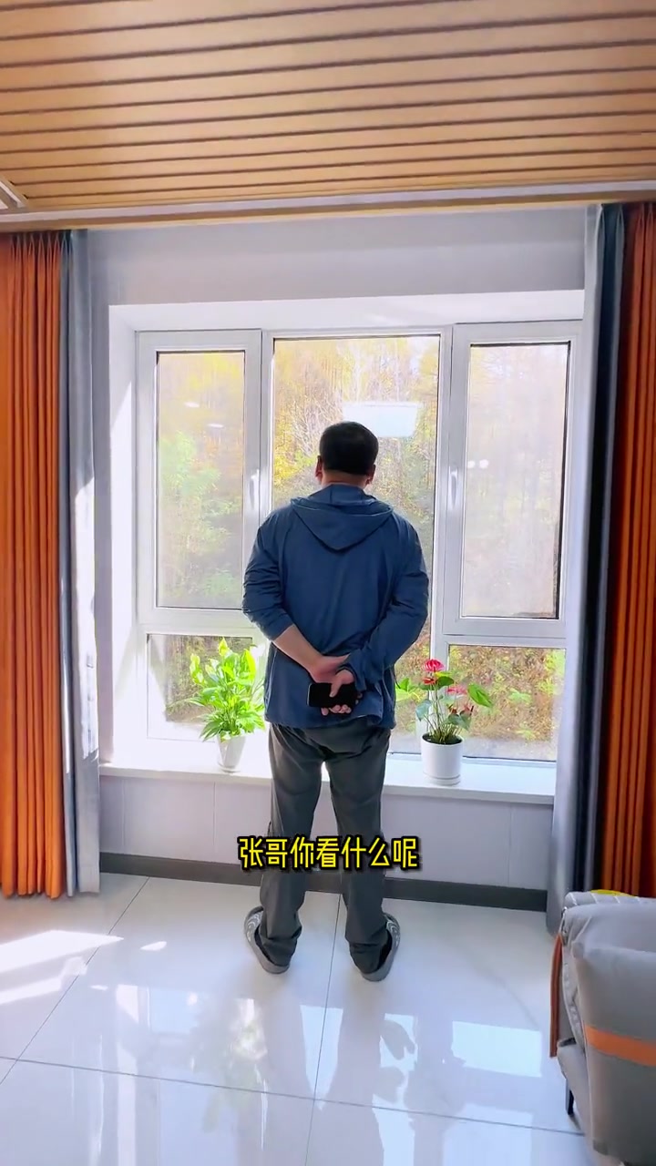 本溪县66平两室一厅温泉民宿(转运汤沟温泉水),可容纳4-5人。室内有温泉泡池,有厨房有冰