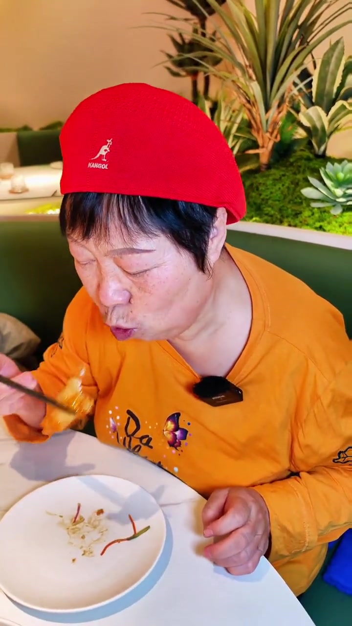“源跃餐厅:东北菜的天堂!优雅环境,私人包房,大碗菜,亲民价!” 东北菜 源跃餐厅 氛围感