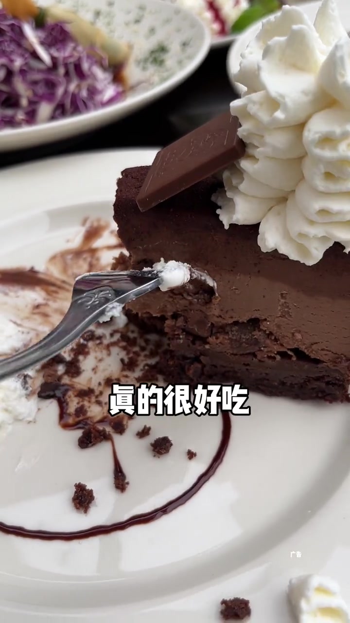 这家藏在太古里的美式西餐东北菜和朋友聚会在适合不过了 配上芝士蛋糕好完美 成都美食 下午茶