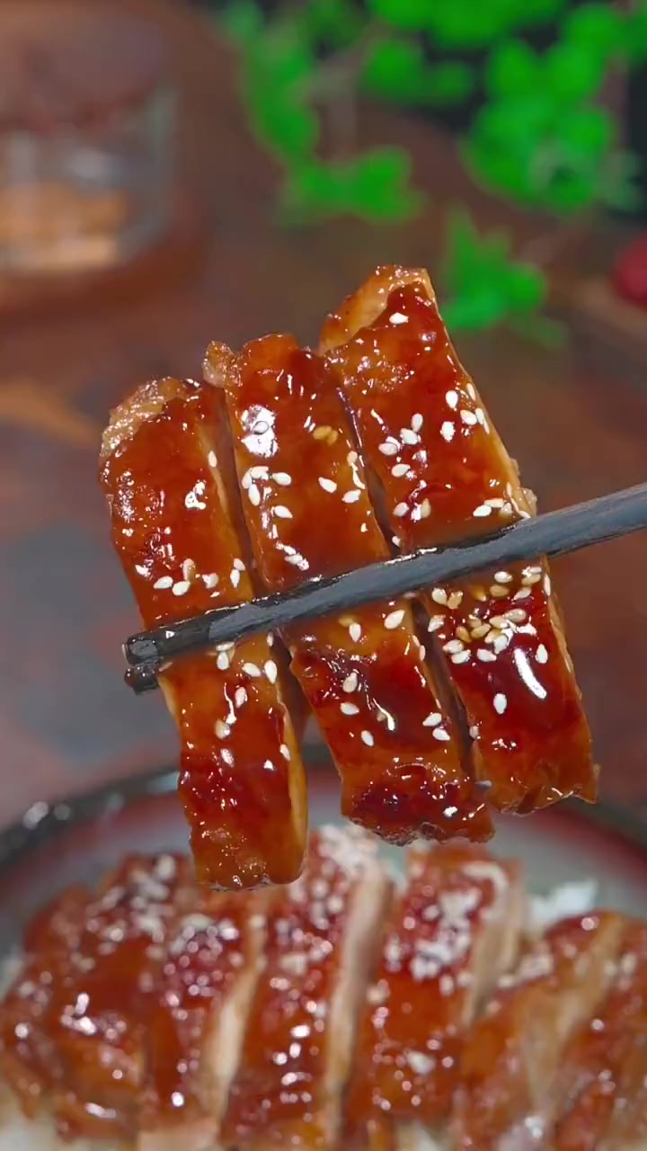 鸡腿最好吃的做法就是这个照烧鸡腿了,简单两步就搞定,自己在家做,吃着放心 美好辽宁欢迎您 