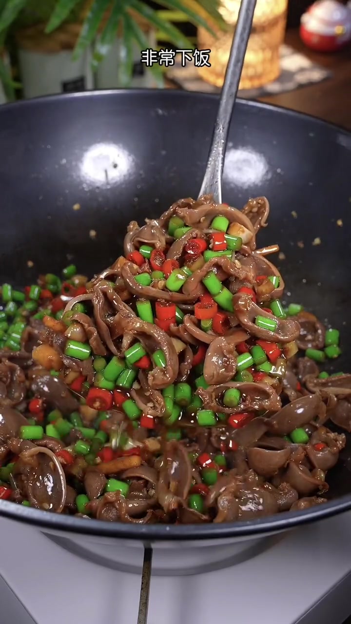 8道经典下饭小炒!家常菜 这些秋冬深夜美食有多绝 回锅肉 双11省学指南 湖南小炒家常菜