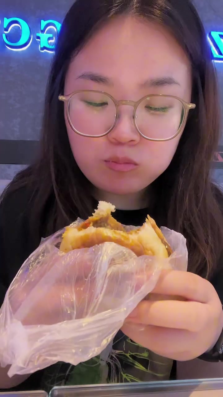 周至粉蒸肉夹馍好好吃!完全不输别的!
