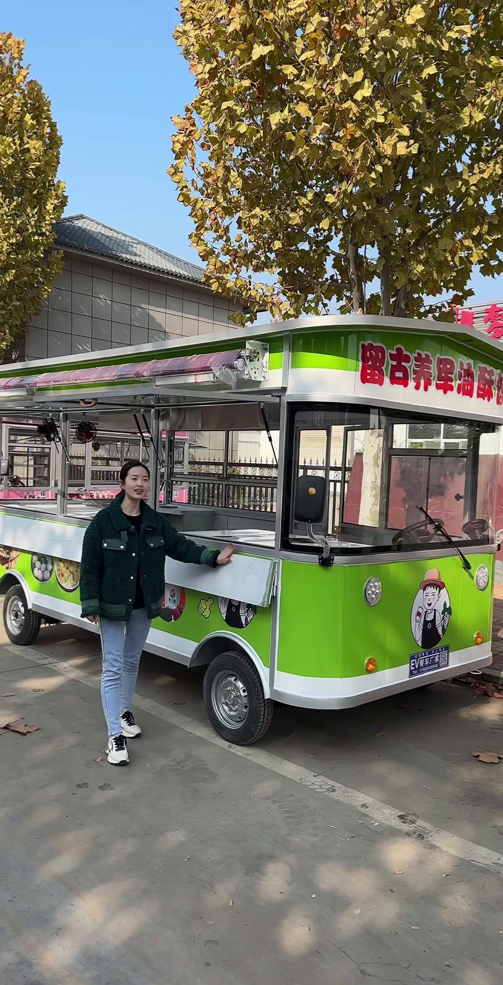 摆摊炸串小吃车烧烤关东煮烧饼车