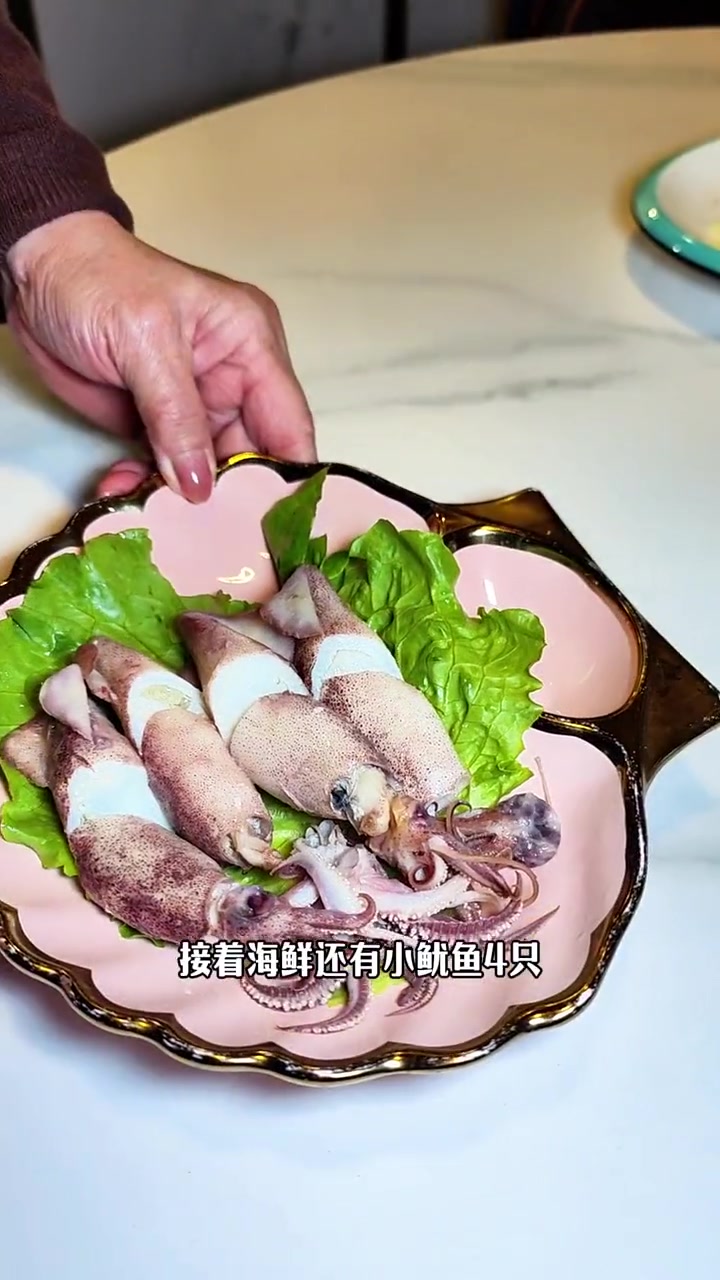 黄浦区聚会好地方!粤菜海鲜火锅样样都有!平价好吃!天儿冷吃点啥 海鲜牛肉火锅 粤菜馆 聚会