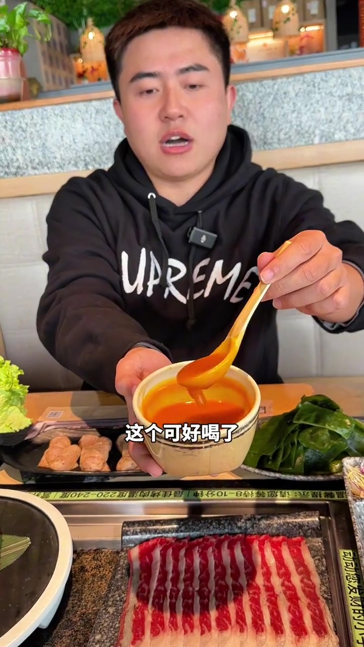 燕郊石煎故事店庆来了!放大招!真的好实惠!人均不到40吃丰盛的烤肉!还是麦饭石烤法快来吃!