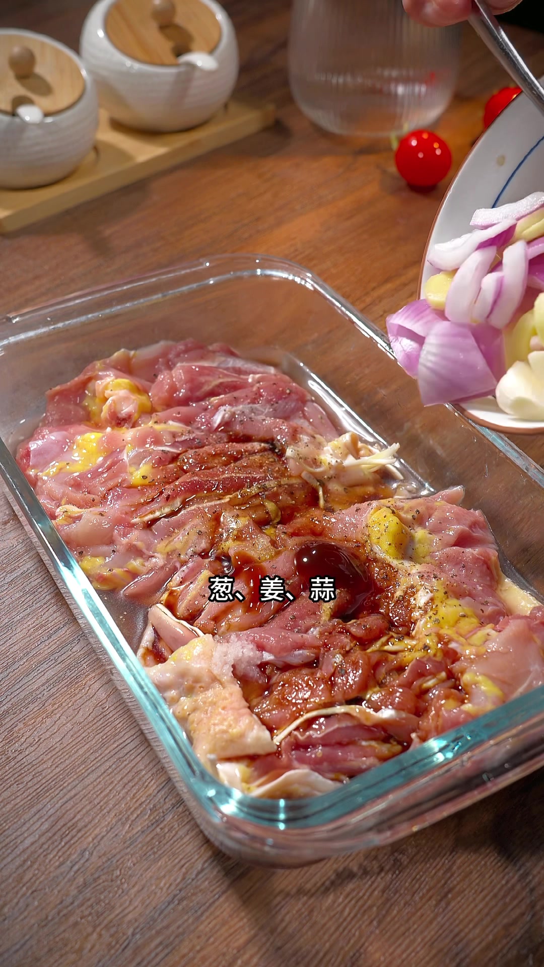 香煎鸡腿,焦香四溢,大人小孩都爱吃