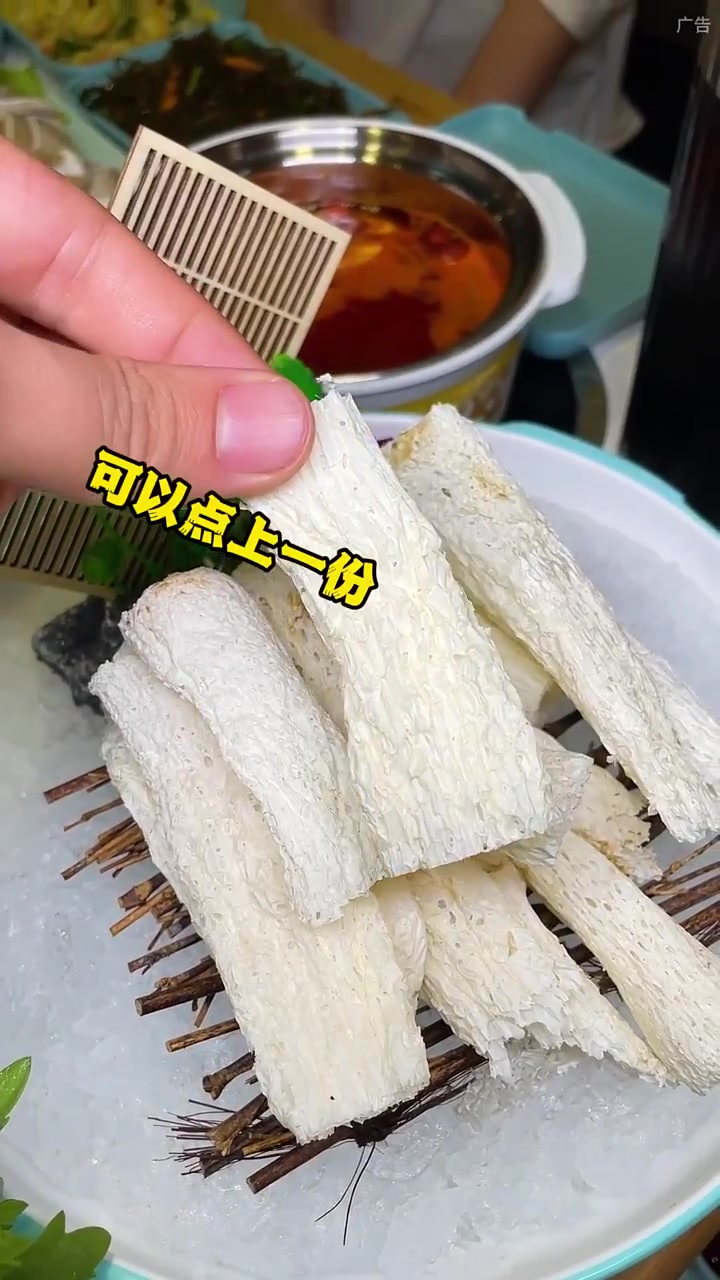 调兵山吃高品质牛羊肉火锅的好地方,钰涮坊老板贼用心,团购贼合适,还有甜品小菜水果随便吃!