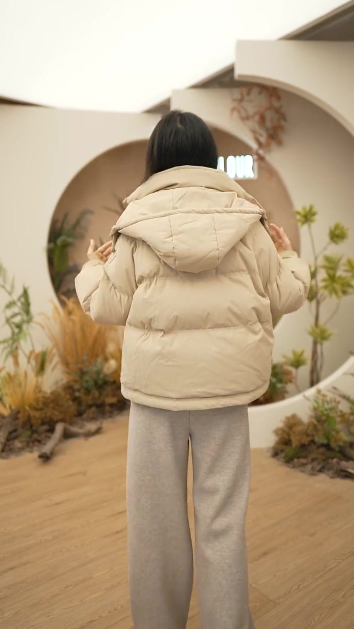 优质90白鸭绒填充让温暖无负担,宽松面包版型 秋冬新款 高品质羽绒服 保暖又好看