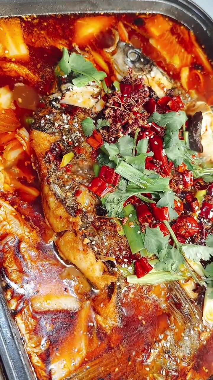 广告 大家都熟悉的老店 这次活动真的很给力 烤鱼 暖锅 火锅约起来 宝藏餐厅藏不住 彬州美