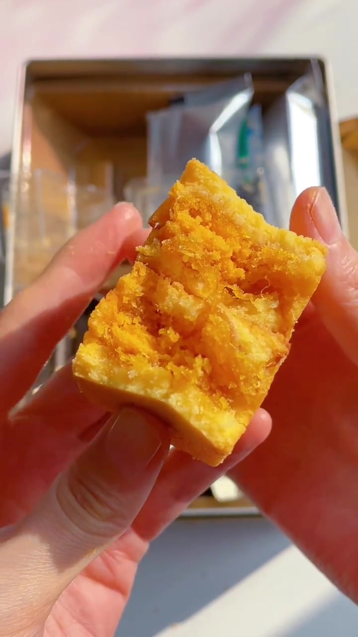 「简简好物分享」凤梨酥 老胡家的凤梨酥 台湾老胡凤梨酥 梅朋友凤梨酥 荣锦本味凤梨酥 零食