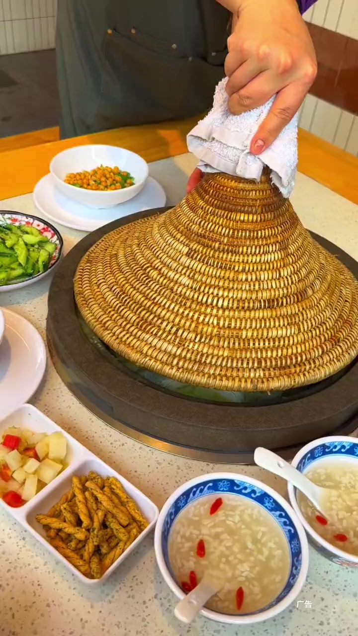 渝北这家蒸汽鱼划算呀,食材选用长寿湖生态花鲢,套餐划算,直接安排 天儿冷吃点啥 蒸汽鱼 美