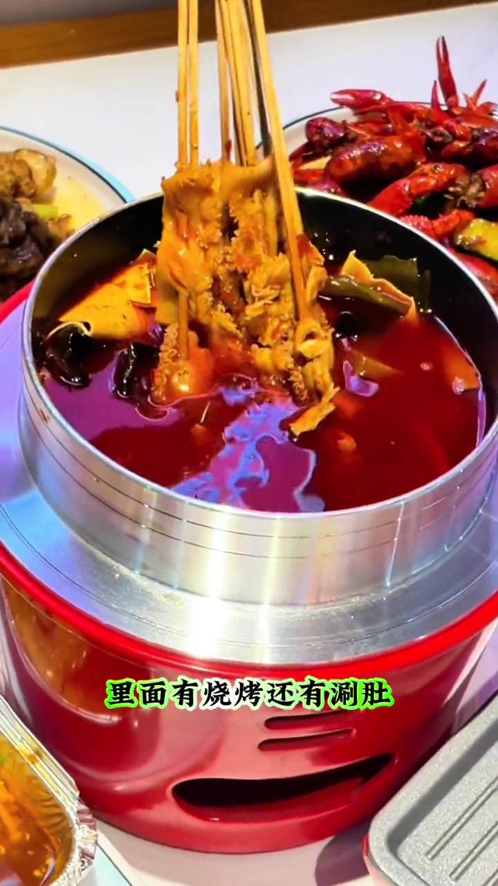 解放路冰城串吧,啤酒1元喝,还有158羊枪羊蛋套餐,毛肚锅套餐,冰城原味烧烤,太正宗了吧 