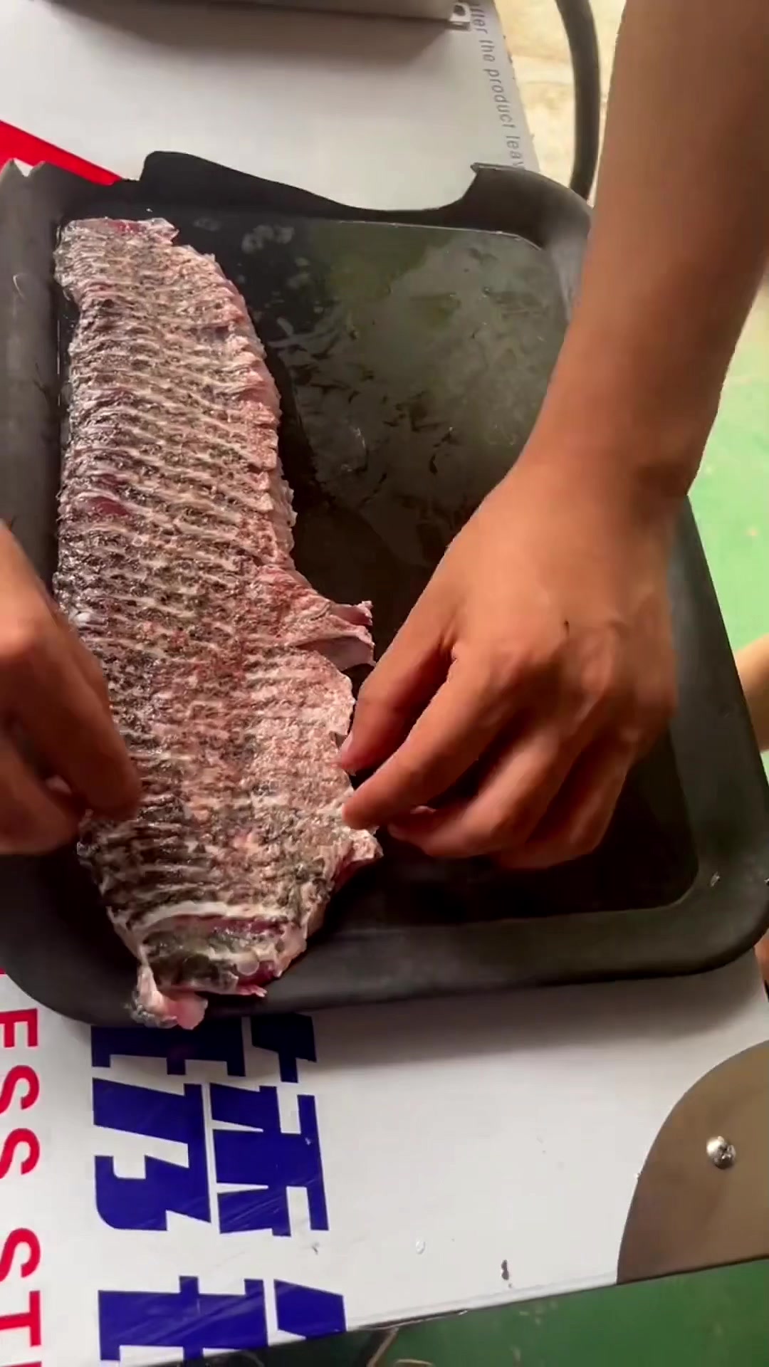 水煮鱼酸菜鱼片鱼片就用这台切片鱼片机