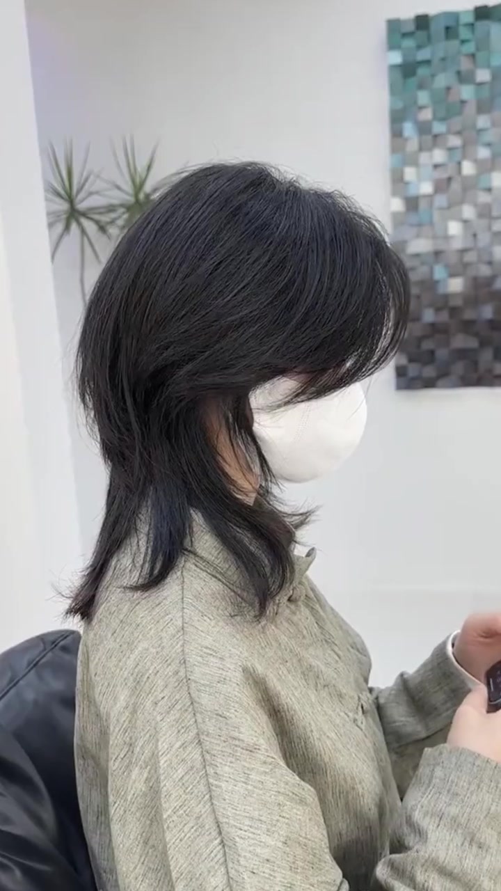 狼尾鲻鱼头 狼尾鲻鱼头短发 如何根据脸型选择适合自己的发型 氛围感发型推荐 免打理烫发自然